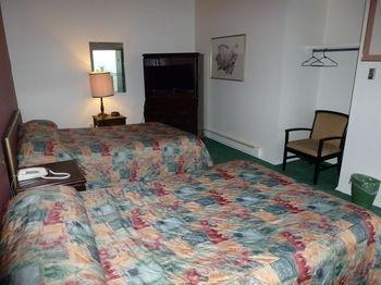 Airport Inn Lakeside Winfield Buitenkant foto